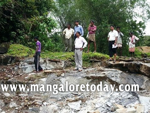 Kundapur : Illegal quarry raided ; tools seized